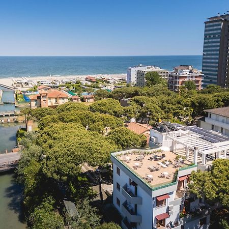 Residence Piccolo Milano Marittima Exteriör bild