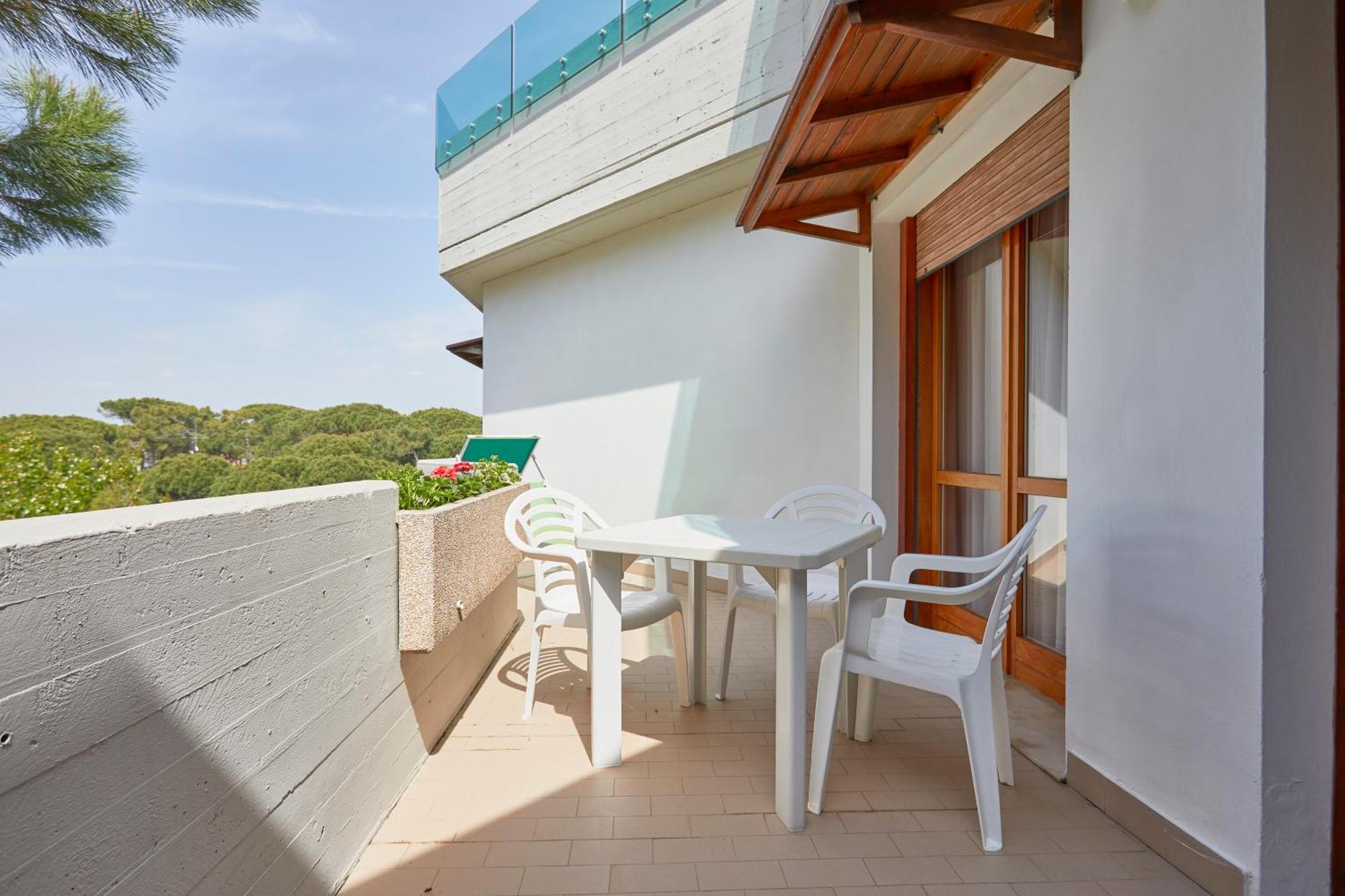 Residence Piccolo Milano Marittima Exteriör bild