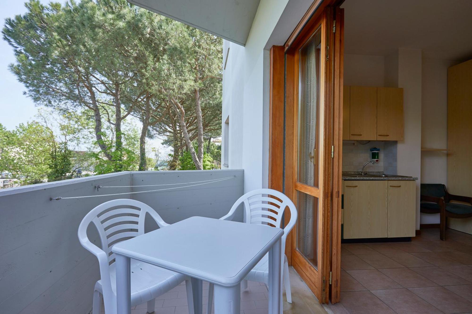 Residence Piccolo Milano Marittima Exteriör bild