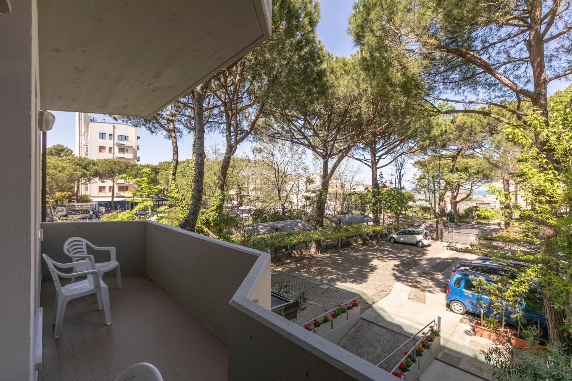 Residence Piccolo Milano Marittima Exteriör bild