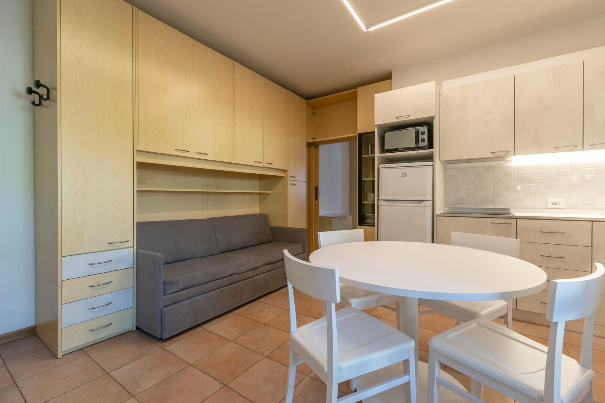 Residence Piccolo Milano Marittima Exteriör bild