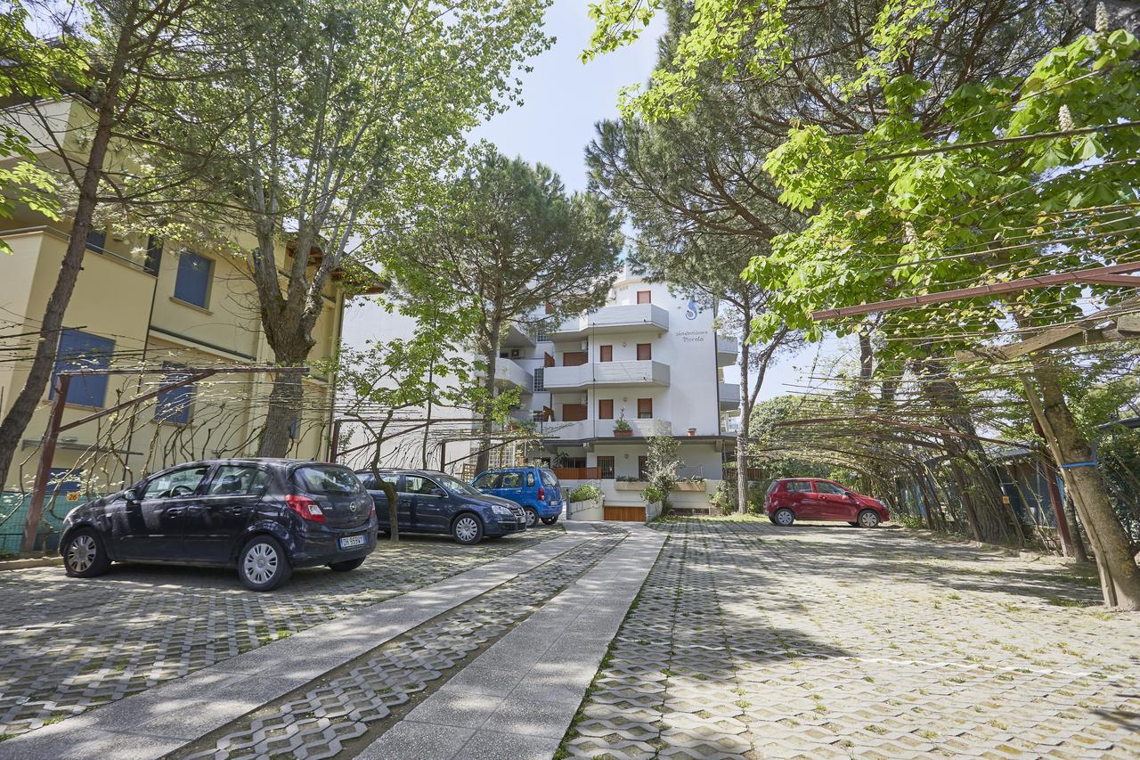 Residence Piccolo Milano Marittima Exteriör bild